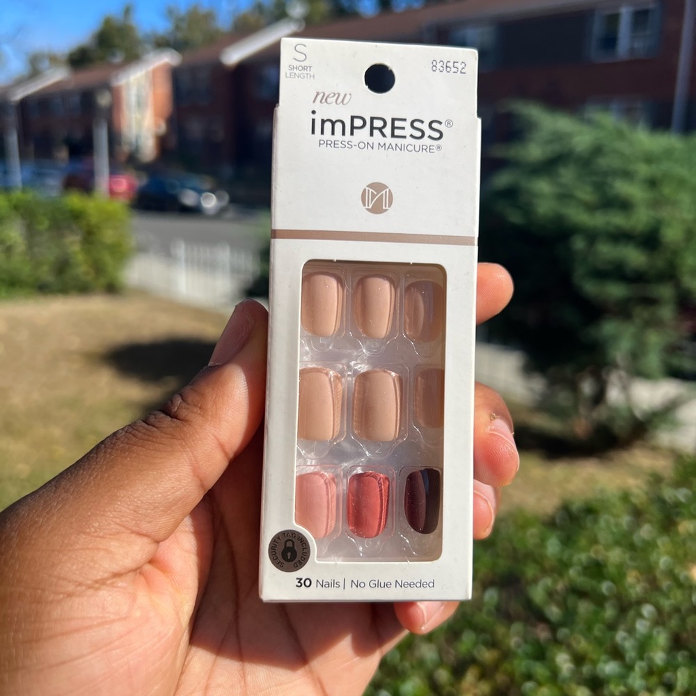 Bundle of Kiss Impress Press On Nails